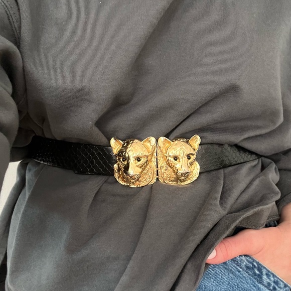 Vintage Black Leather Belt with Gold Toned Leopard Buckle Clasp - Picture 3 of 7